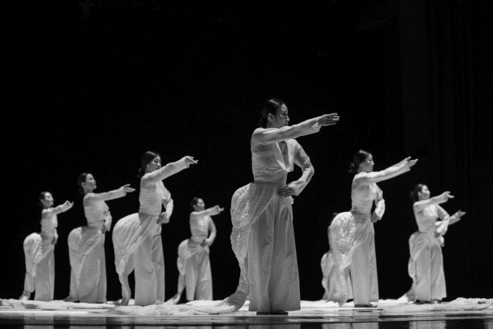 Kim MaeJa ChangMu Dance Company