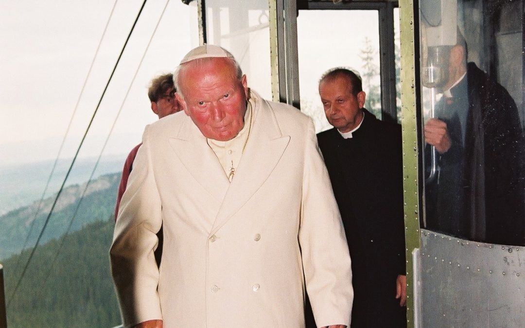 „Bywałem tutaj” – 23 lata temu Jan Paweł II wjechał koleją na Kasprowy Wierch