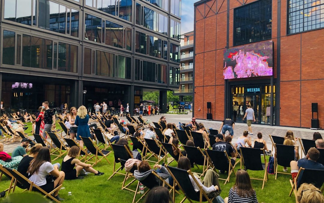 Kino letnie MDAG w Elektrowni Powiśle