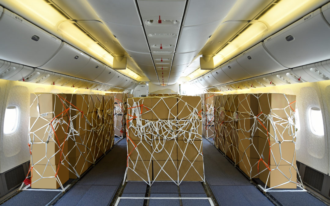 Emirates oferują dodatkową pojemność ładunkową dzięki modyfikacjom kabin klasy ekonomicznej