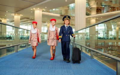 Emirates prezentuje nową kolekcję zabawek i torebek dla dzieci – już dostępne na pokładach samolotów na całym świecie