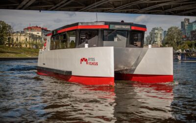 Pierwszy w historii rejs elektrycznymi łodziami po rzece Neris | Materiał prasowy Go Vilnius