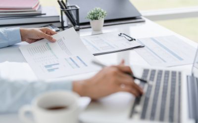 Tylko 40% firm w KSeF przed obowiązkiem 1 kwietnia. System może nie wytrzymać dołączenia milionów podmiotów.