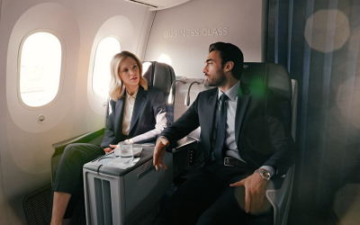 Vistula x LOT: elegancja w podróży. Premiera wspólnej kolekcji kapsułowej