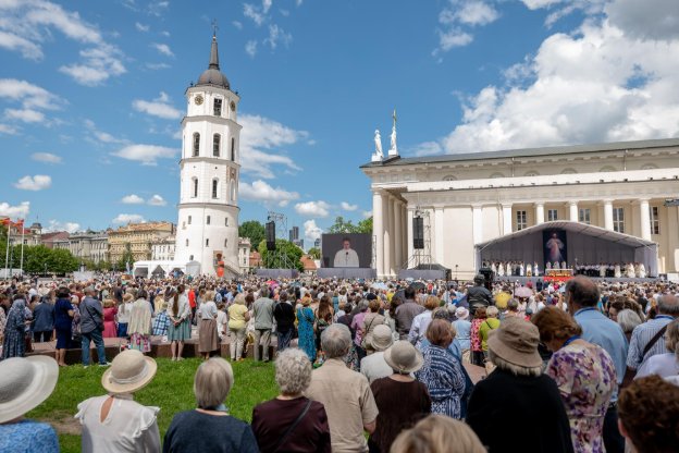 W Wilnie – miejscu narodzin kultu Bożego Miłosierdzia –  odbywa się największe zgromadzenie katolickie
