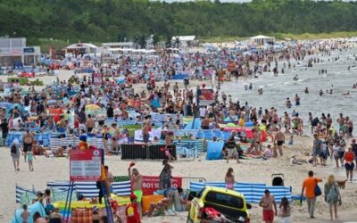Raport Triverna: Polacy rezerwują wakacje na rekordową skalę