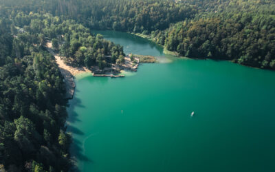 Znajdujące się o rzut kamieniem od granicy Wilno oferuje niezwykłe i niedrogie wakacje: 15 plaż oraz zabytkowe Stare Miasto wpisane na listę UNESCO